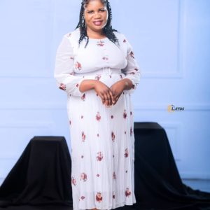 Middien 100% Ft Evance Meleka - Mwapanga Njira